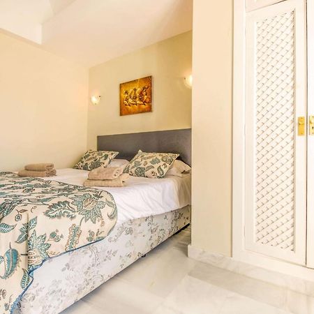 Apartamento En Puerto Marina بينالماذينا المظهر الخارجي الصورة