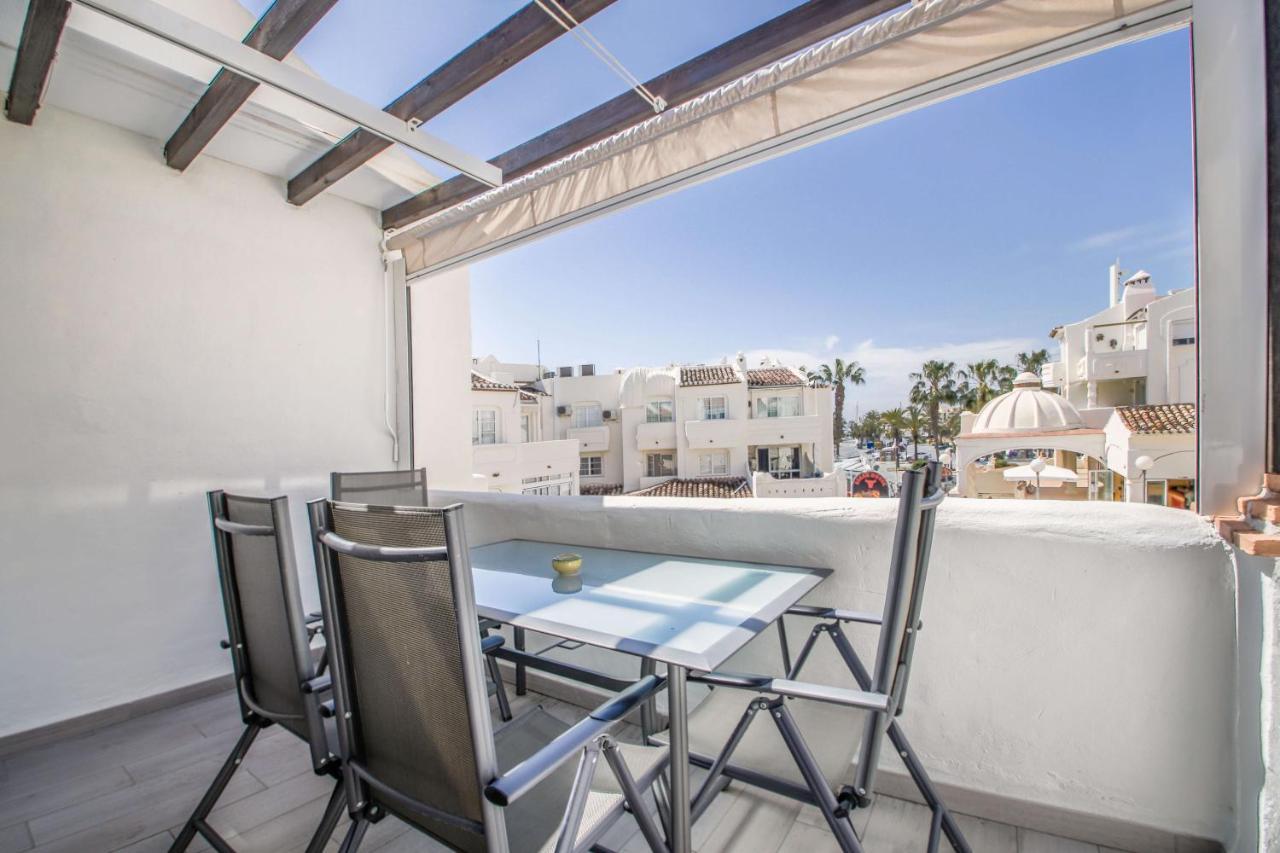 Apartamento En Puerto Marina بينالماذينا المظهر الخارجي الصورة
